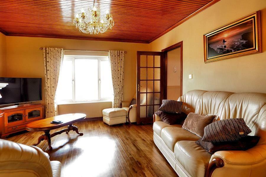 Bed and Breakfast Hillcrest View Кілраш Екстер'єр фото